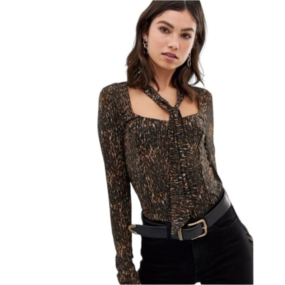 FREE PEOPLE SQUARE NECK COPPER ANIMAL PRINT PULLOVER TIE NECK LONG SLEEVE TOP XS